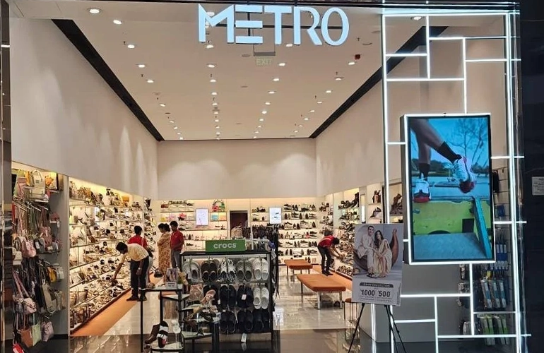 Metro Shoes