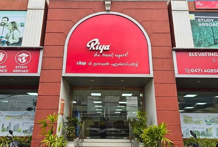 Riya The Travel Expert travel agency Sasthamangalam Trivandrum Kerala tour packages international to